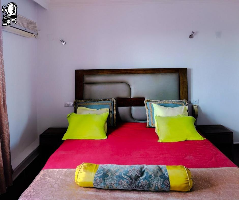 Hotel Le Relais Normand Antananarivo Bagian luar foto